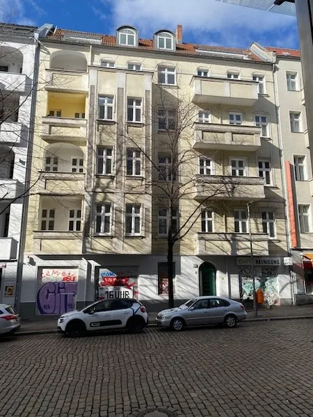Studio Apartment — photo 1
